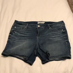 Torrid Jean Shorts Size 20